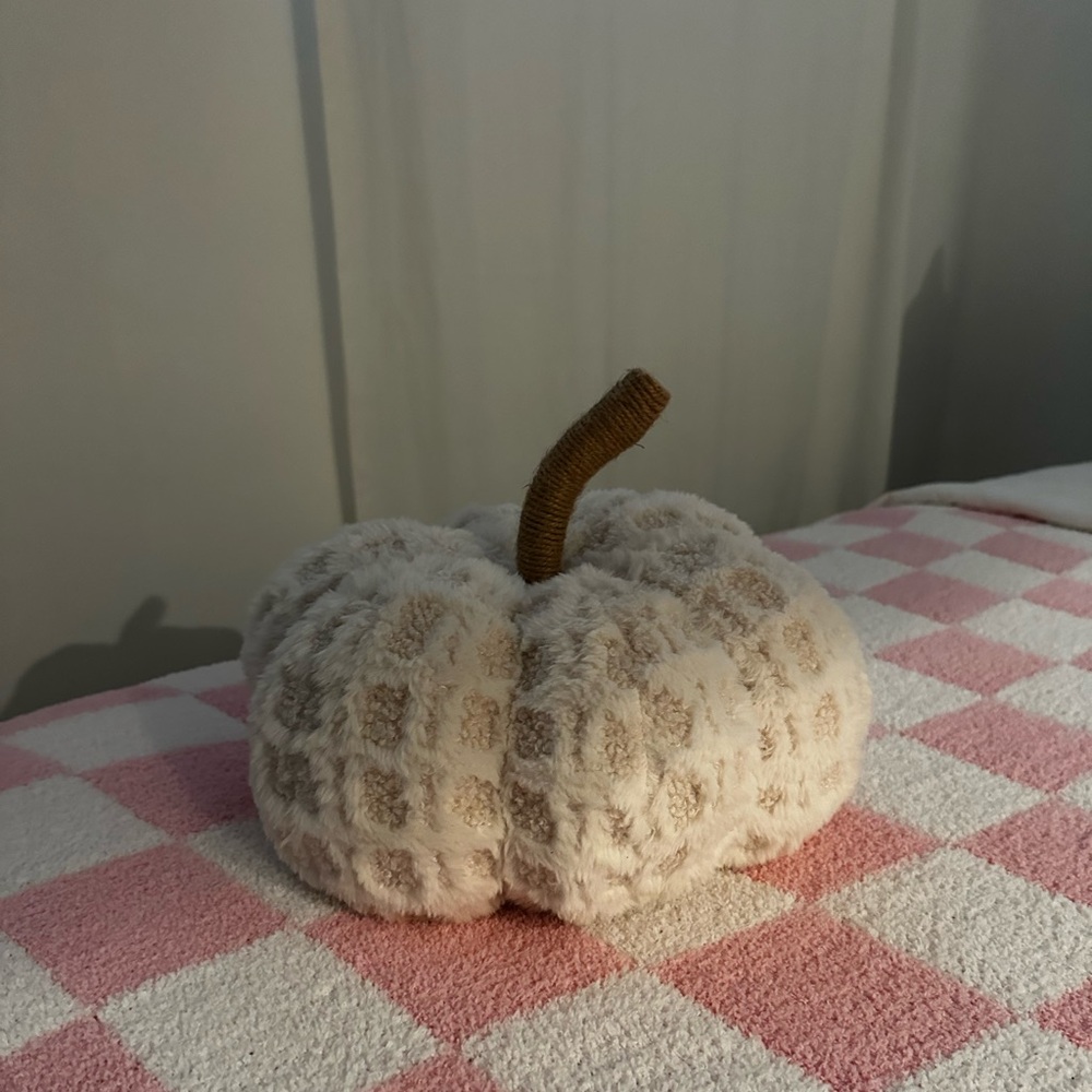 Plush pumpkin